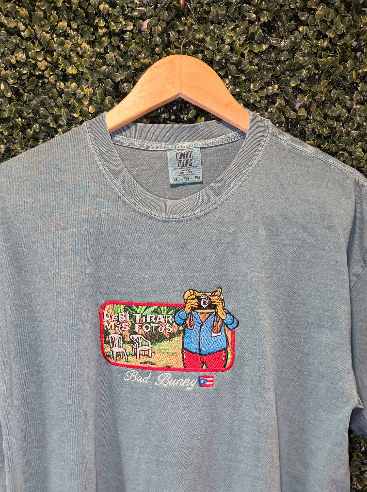 Debí Tirar Más Fotos Embroidered Hoodie / Crewneck / Tee - Puerto Rico