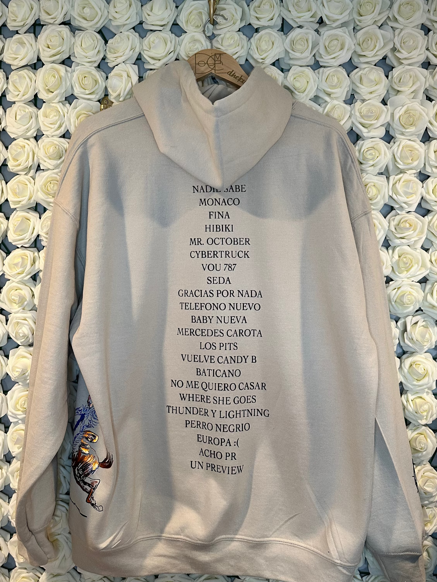 Benito Unisex Hoodie - 'Nadie Sabe Lo Que Va A Pasar Mañana' - Front Embroidered or HTV option - Tracklist Back Design - Puerto Rico