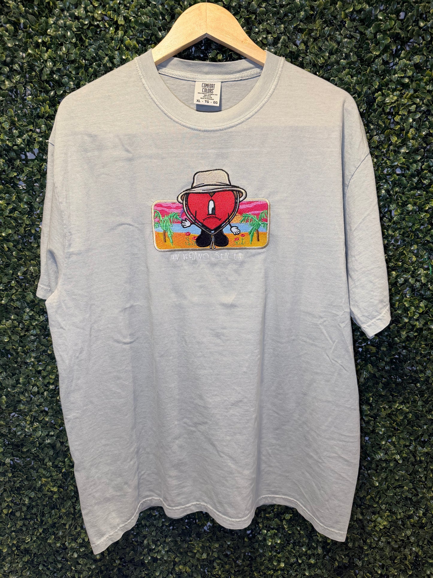 Un Verano Sin Ti Embroidered Hoodie / Crewneck / Tee - Puerto Rico