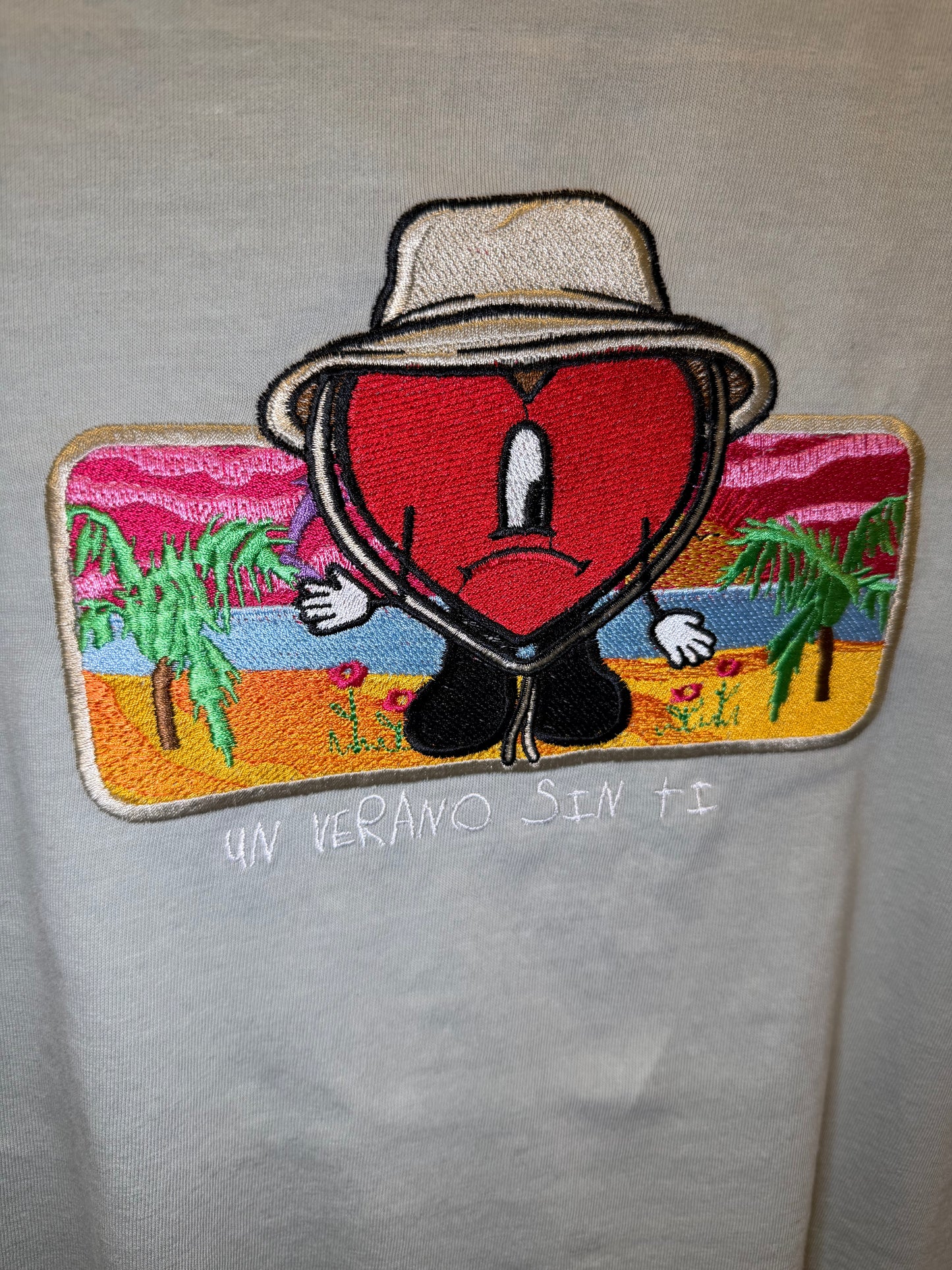 Un Verano Sin Ti Embroidered Hoodie / Crewneck / Tee - Puerto Rico